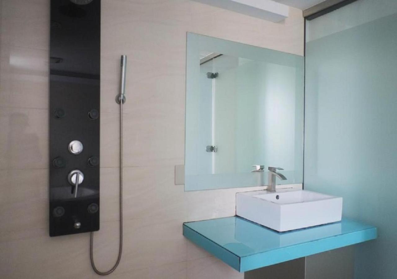 Walker Hotel - Zhengyi 2 Taipeh Exterior foto