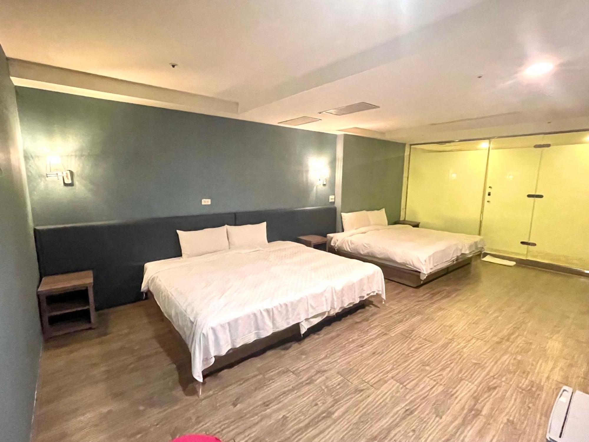 Walker Hotel - Zhengyi 2 Taipeh Exterior foto